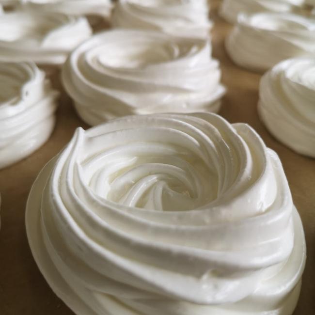 Meringues à Pavlova - 8 Pièces