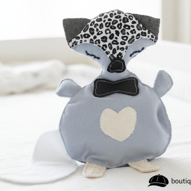 Doudou plat sensoriel: Renard &laquo;&nbsp;black and white&nbsp;&raquo; (frais de port offert)  Cadeau Naissance Personnalis&eacute; | Fait Main Corr&egrave;ze
