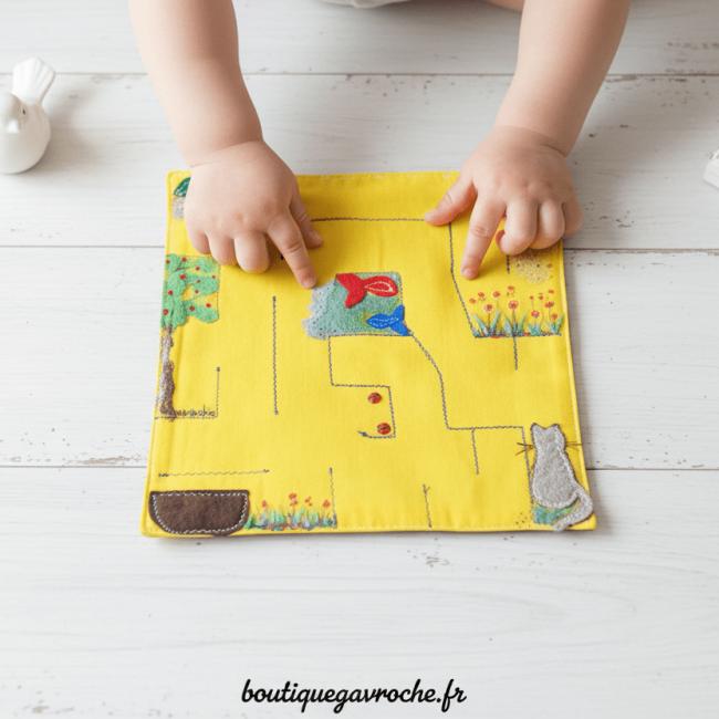 Grand Labyrinthe &agrave; bille Chat et ses cartes parcours