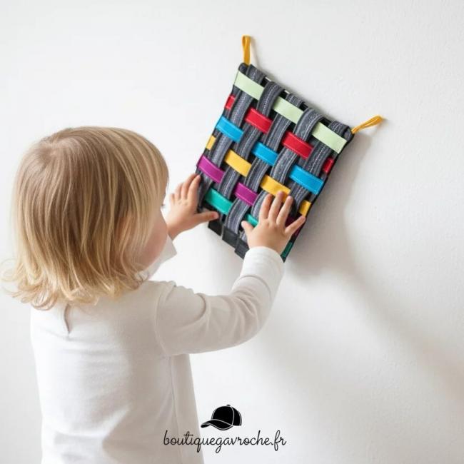 Tissage Montessori &agrave; 6 couleurs &ndash; Jeu sensoriel et &eacute;ducatif en tissu 28/23 cm