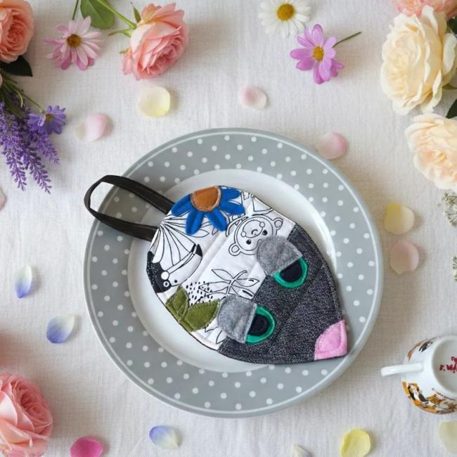 Manique Souricette singe