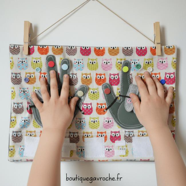 Jeux &agrave; addition: 2 Mains &agrave; compter Les hiboux