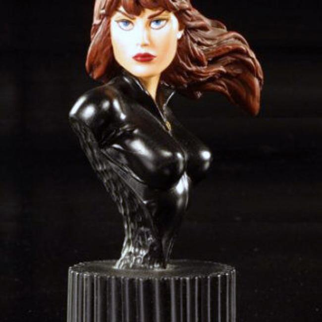 Buste BLACK WIDOW Bowen