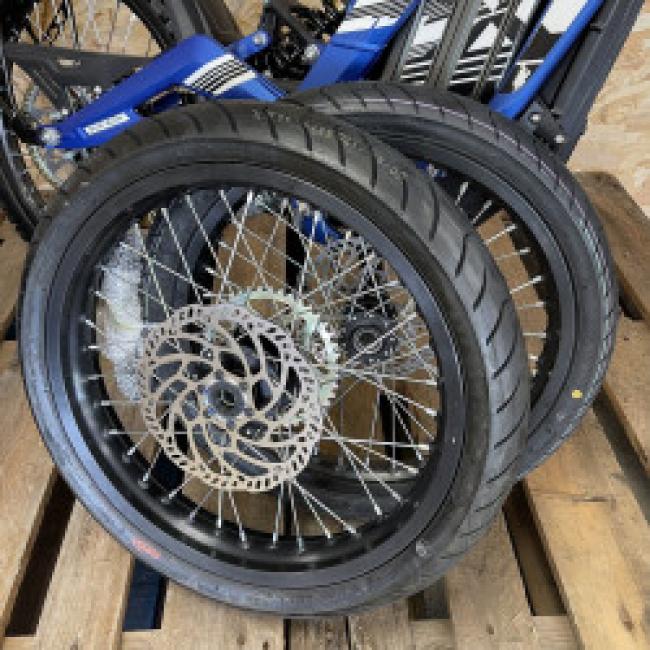 KIT Supermotard