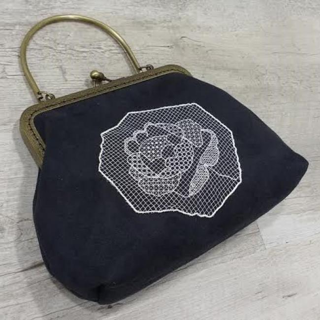 Sac rétro Pièce unique en Poinct de Tulle