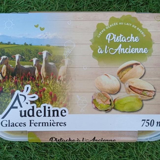 Crème glacée pistache au lait de brebis