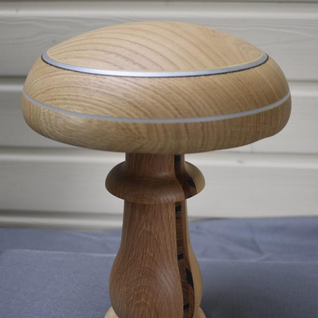 Champignon N&deg;03 Ch&ecirc;ne, Tech fa&ccedil;on pont bateau, Alu, plexiglas sur socle en H&eacute;v&eacute;a