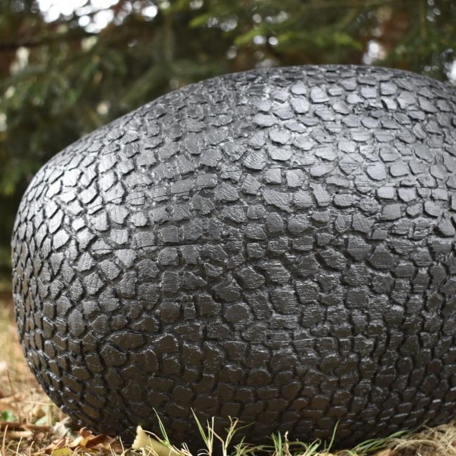 Grande truffe noire en bois de ch&ecirc;ne –  40 cm ⌀ 35