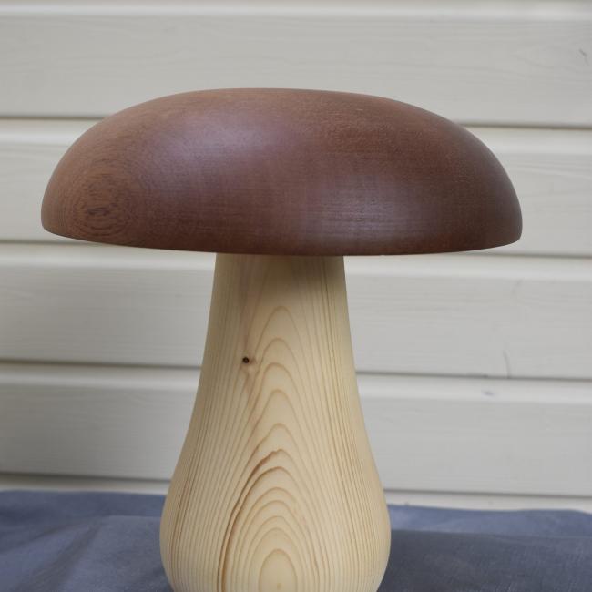 Champignon N&deg;09A bois de Sipo et sapin blanc