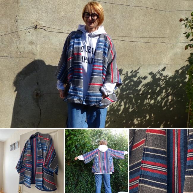 Veste cape esprit Far West rayée en coton coloris bleu et rouge