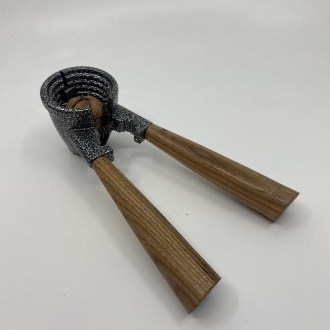 Casse Noix &#8211; Inox / Noyer