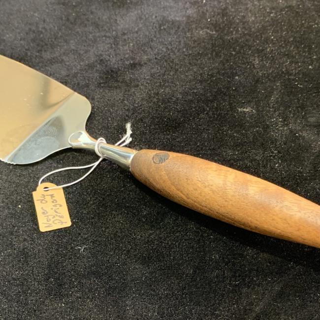 Pelle à Tarte &#8211; Noyer du Périgord
