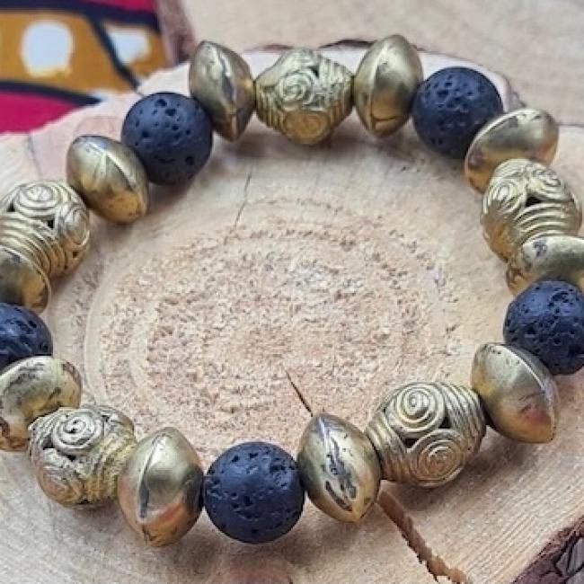 bracelet élastique perles de bronze et perles en lave