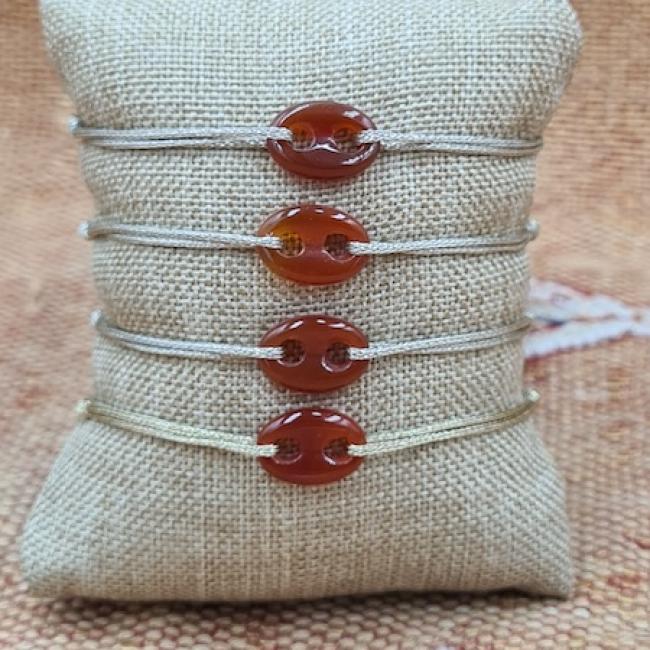 Bracelet cordon grain de café en cornaline