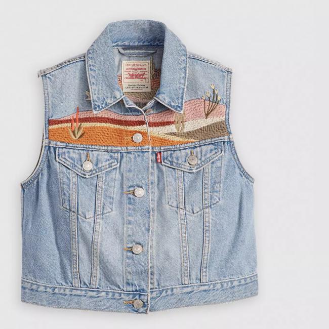 LEVI'S WOMEN  embroidered xs vest - desert utopia trucker