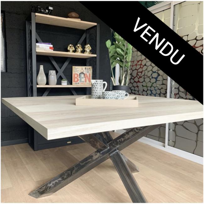 Table salon stratifiée chêne clair