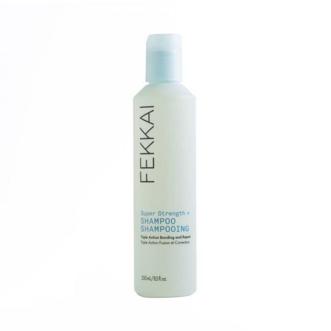 Shampoing réparation Super Strength Triple Action