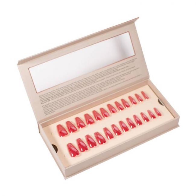 Faux ongles DAILY PEGGY Timeless Style &ndash; confort et &eacute;l&eacute;gance au quotidien