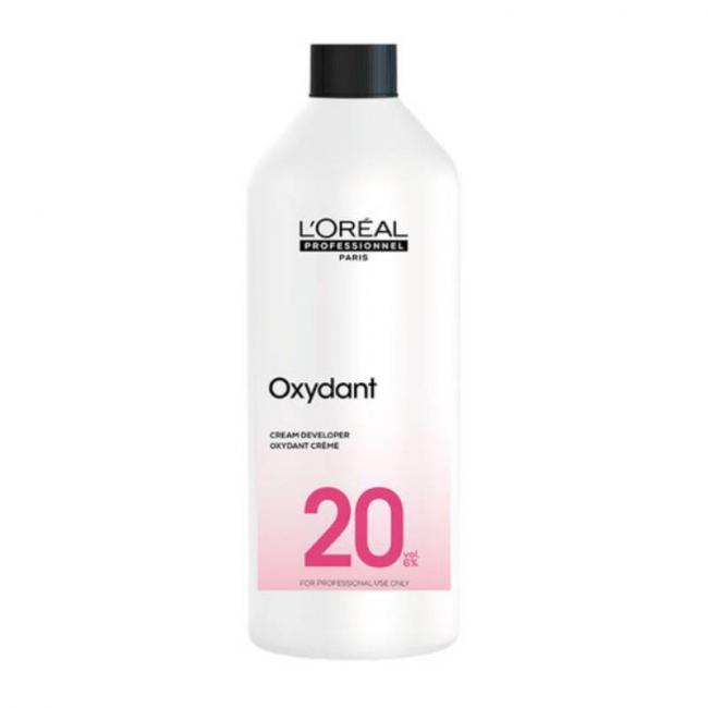 Oxydant cr&egrave;me 20 vol &ndash; application homog&egrave;ne, r&eacute;sultat pr&eacute;cis
