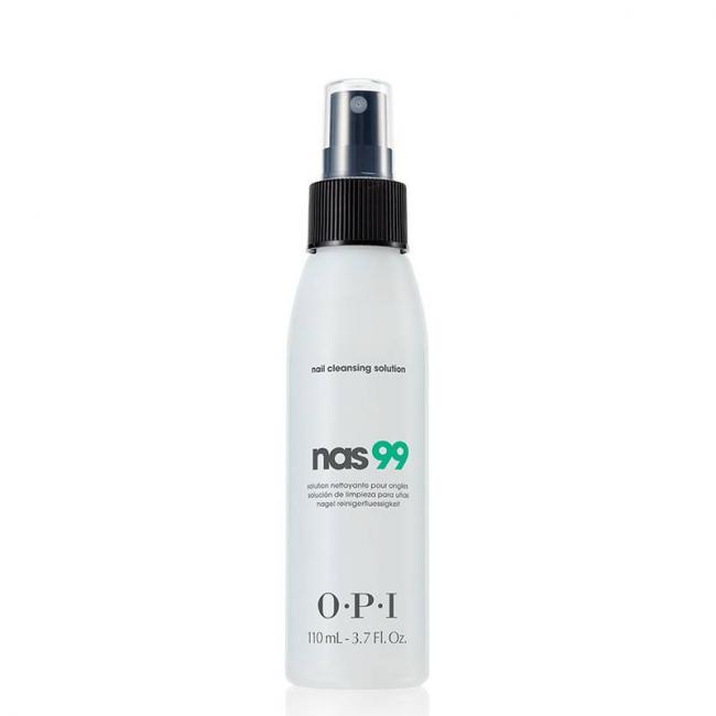 Solution de nettoyage des ongles
