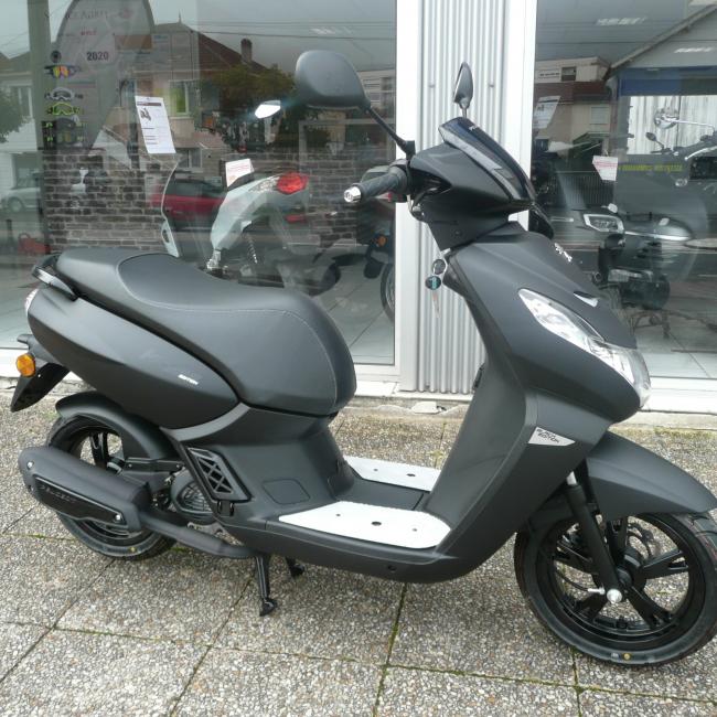 PEUGEOT KISBEE
