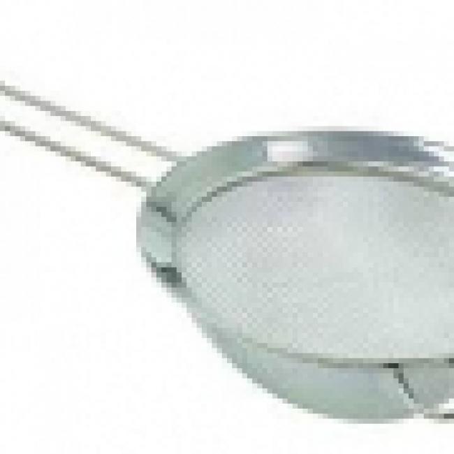 Passoire à manche 08cm INOX