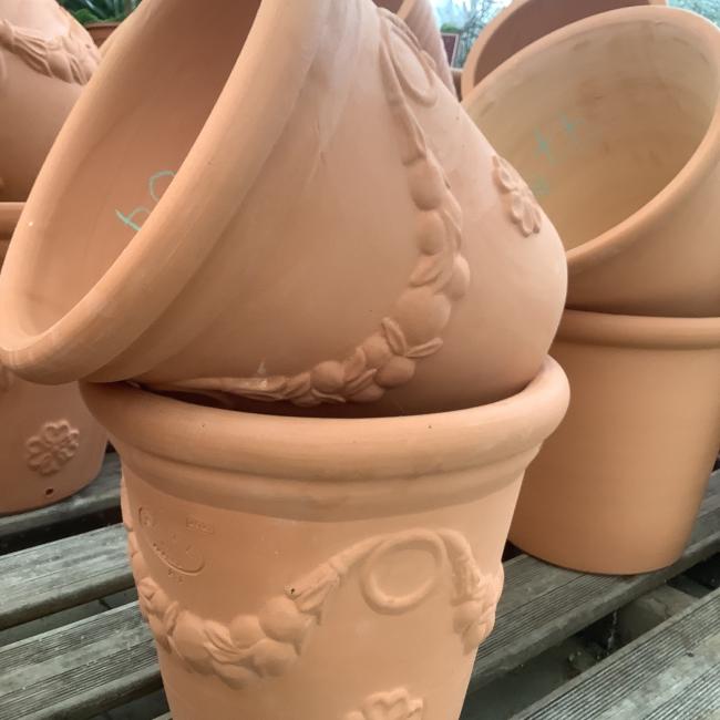 POT À RINCEAUX