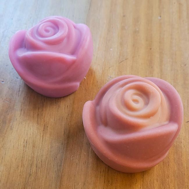 savons roses