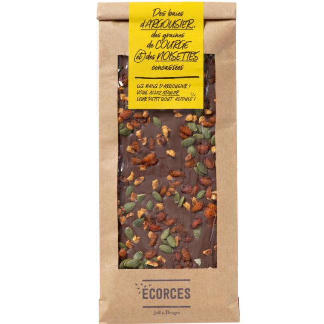 Écorce chocolat au lait, baies d'argousier, graines de courge et noisettes