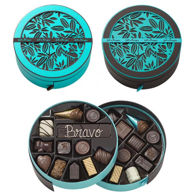 Boite ronde marron bleue 26 chocolats et sa barre lait ou noir