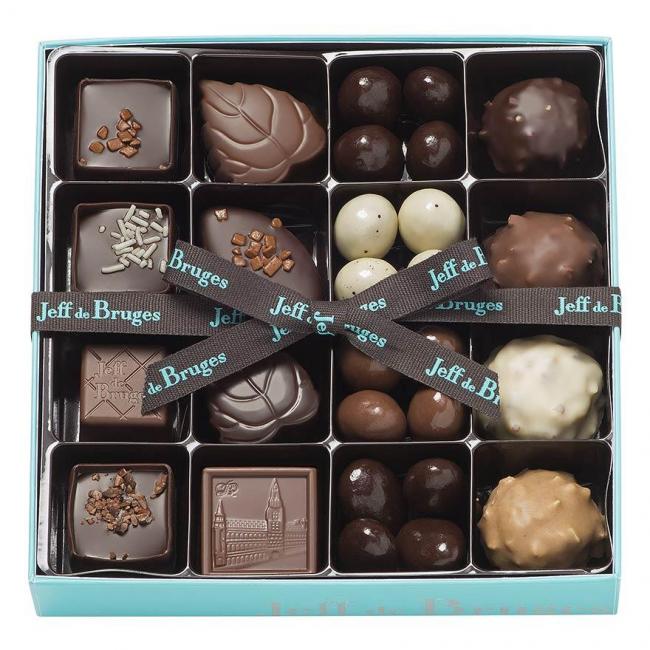 Boite chocolats et amandes gourmandes 198 g