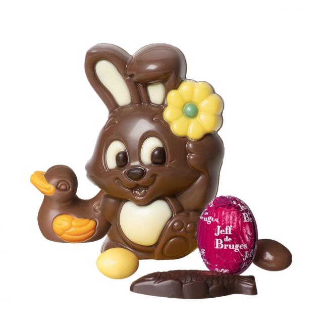 Lapin Flora en chocolat au lait garni