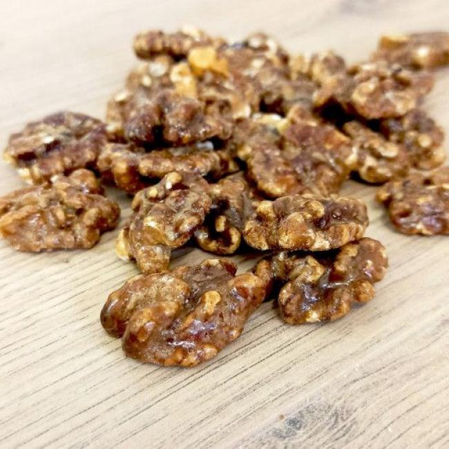 Noix grillées au sucre caramélisé