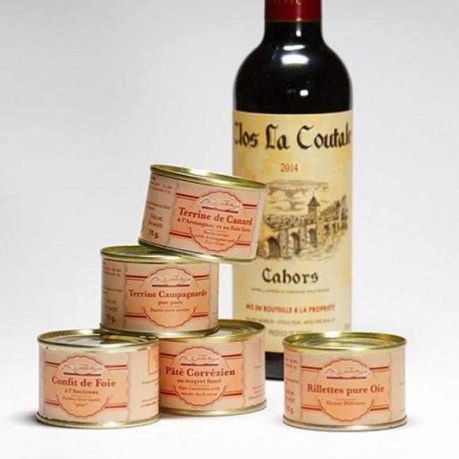 Assortiment pâtés et vin de Cahors