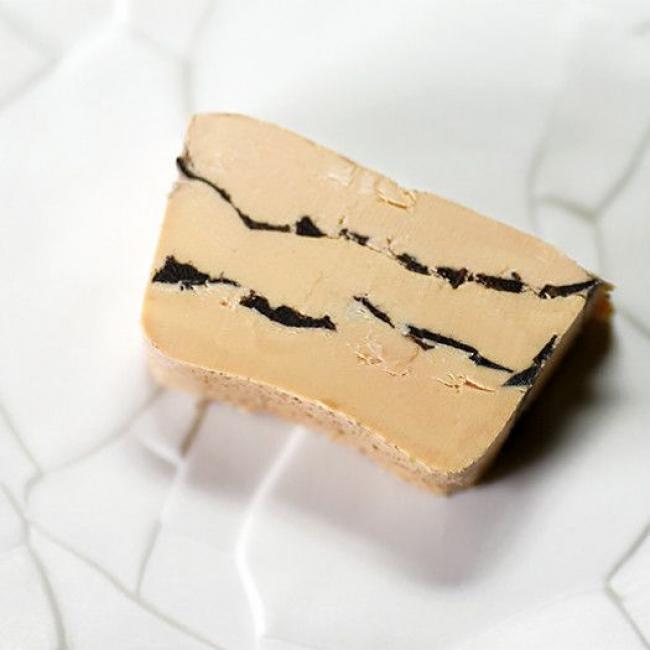 Foie gras de canard mi cuit truffé