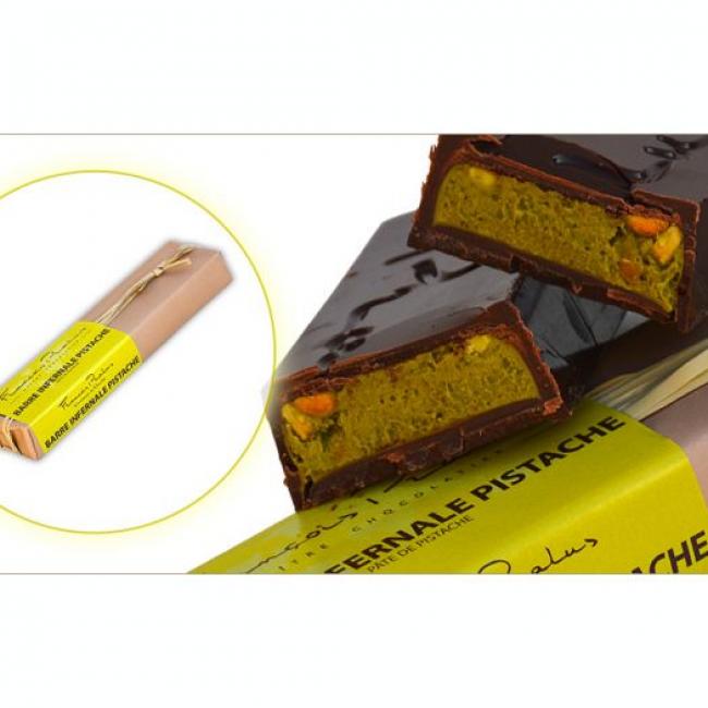 Barre infernale noir pistache Pralus