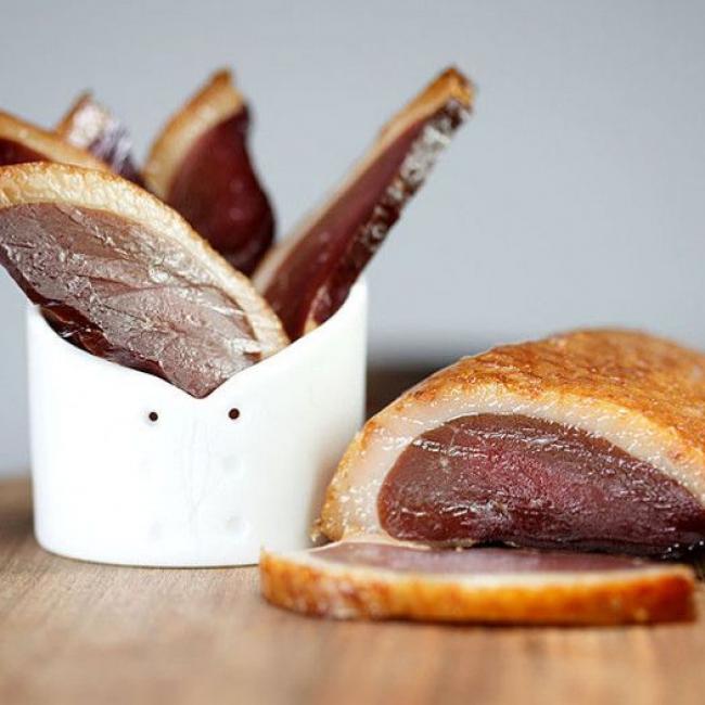 Magret fumé de canard tranché