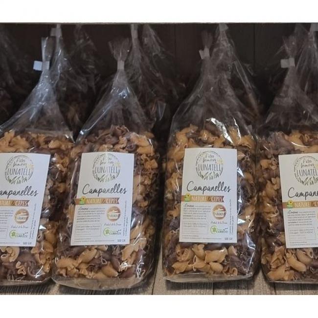Pâtes fermières nature et cèpes