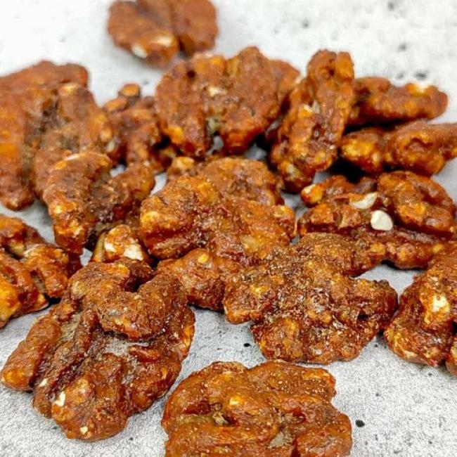 Noix grillées apéritives au paprika fumé