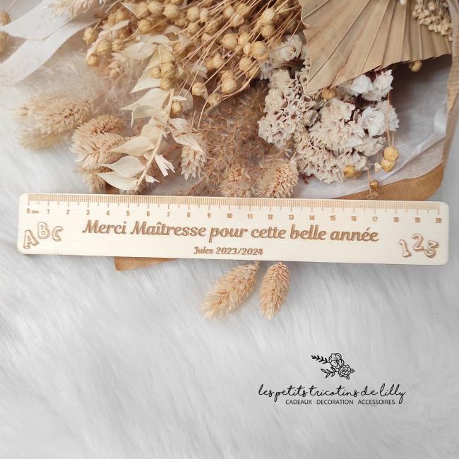 REGLE EN BOIS PERSONNALISEE