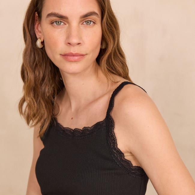 D&eacute;bardeur sans manches PERRY en coton avec dentelle raffin&eacute;e