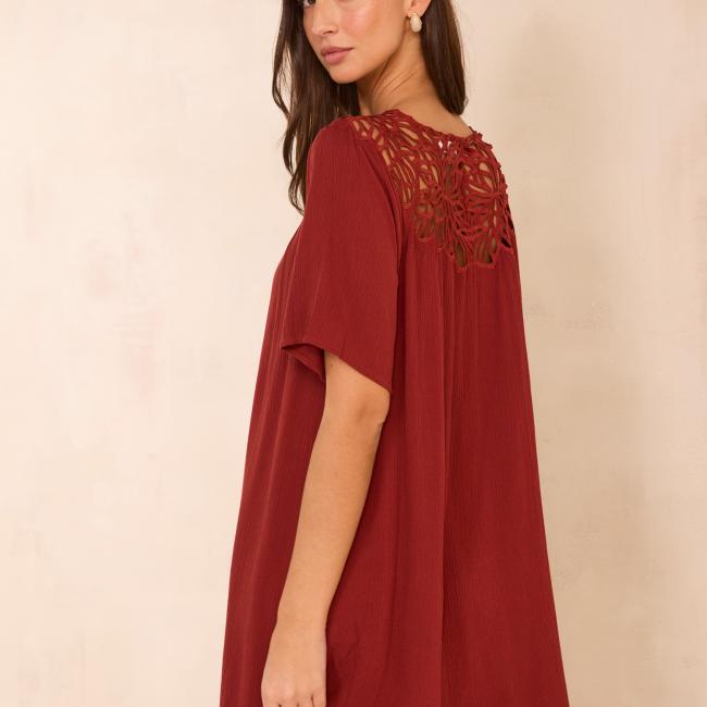 Robe droite avec dentelles PERFECTION