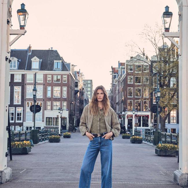 Jean LEA CROPPED en denim