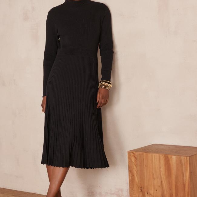 Robe MARTIKA en maille plissée
