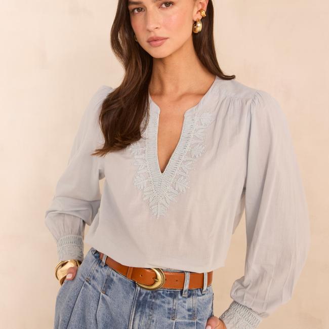 Blouse brod&eacute;e &agrave; manches longues en coton MAISSA