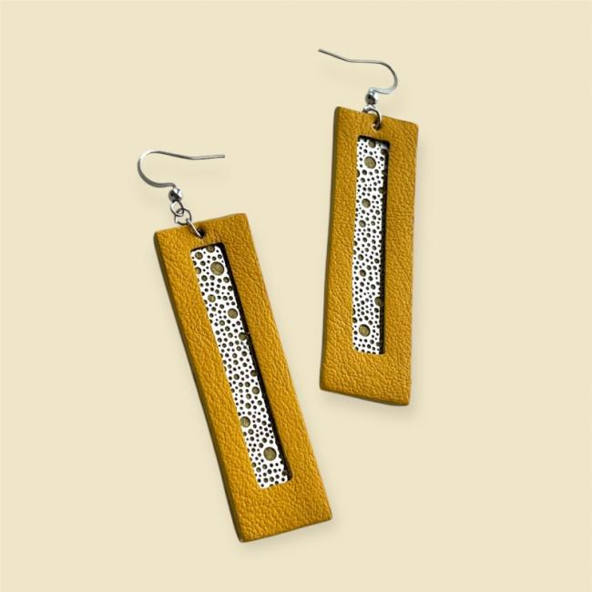 BOUCLES D'OREILLES EN CUIR, OXY