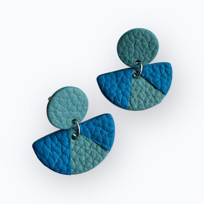 BOUCLES D'OREILLES EN CUIR BLEU,  JULIE