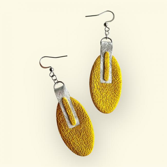 BOUCLES D'OREILLES EN CUIR JAUNE, DOLORES