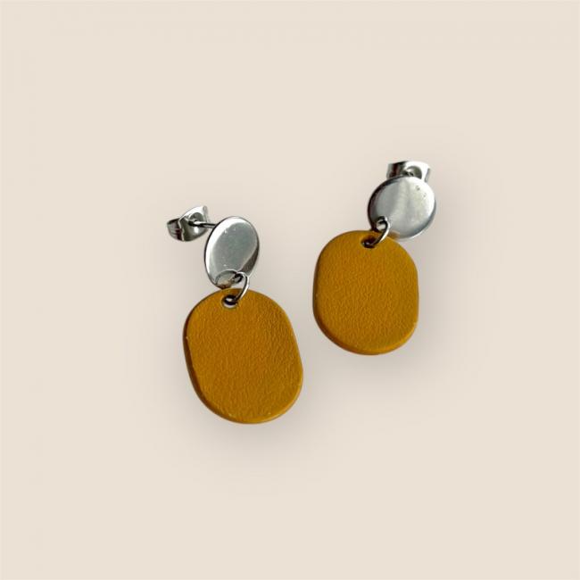 BOUCLES D'OREILLES EN CUIR  JAUNE- BIJOUX EN CUIR - MAMZELLE BIJOUX