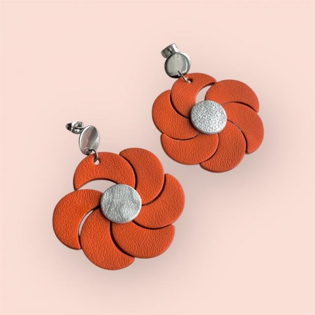 BOUCLES D'OREILLES EN CUIR ORANGE, RITA